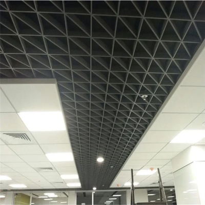 100*100*100mm ত্রিভুজাকার খোলা সেল সিলিং 0.5mm পুরুত্ব অ্যালুমিনিয়াম সিলিং গ্রিড