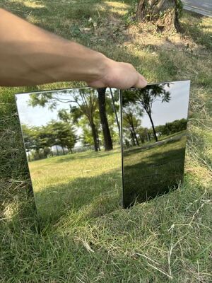 600x600 স্টেইনলেস স্টীল সিলিং টাইলস আয়না আওয়াজ সিলিং টাইলস মধ্যে স্থাপন